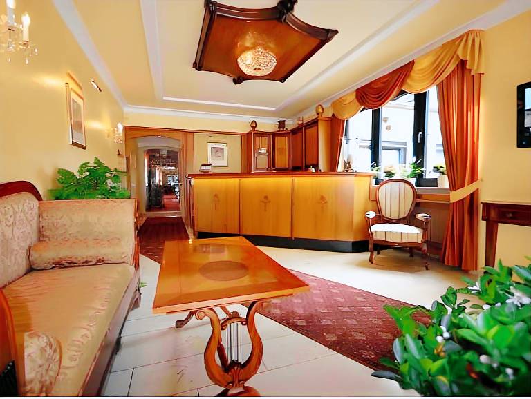 Hotel Unter den Linden — photo 4