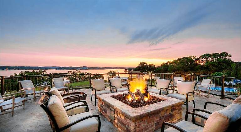 Lodge of Four Seasons Golf Resort, Marina & Spa — photo 2