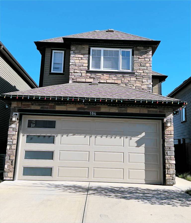 House  Airdrie