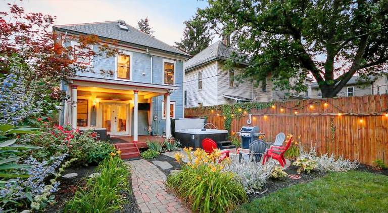 Home with Garage, Hot Tub, near OSU & Short North — photo 4