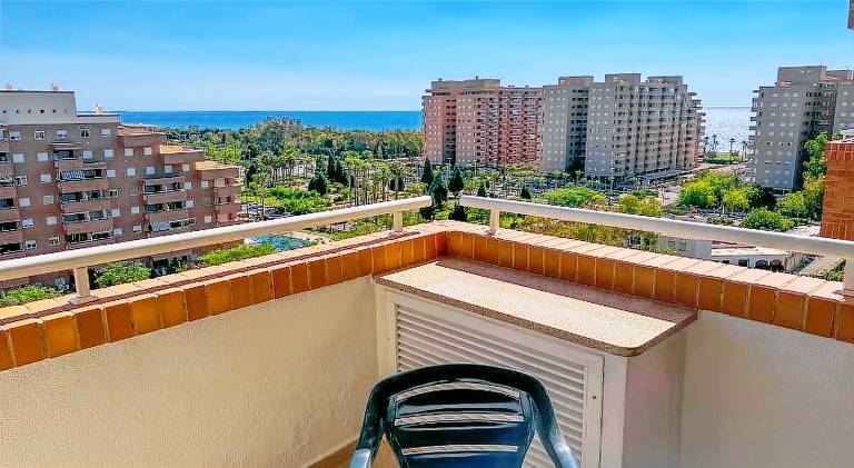 Rental apartment with patio & private pool in Oropesa del Mar