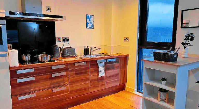 Apartment with 2 rooms for 6 persons — photo 4
