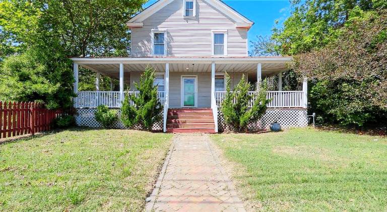 Nice house | Pets are welcome in Norfolk, VA