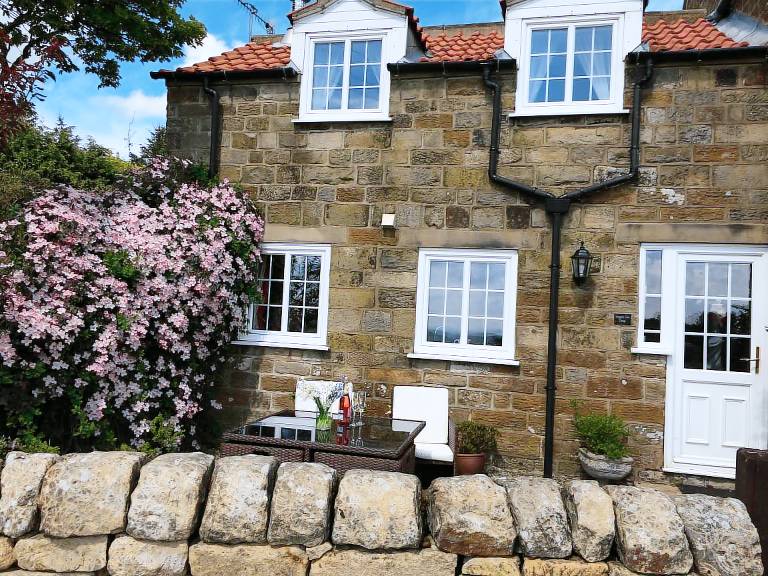 House  Ravenscar