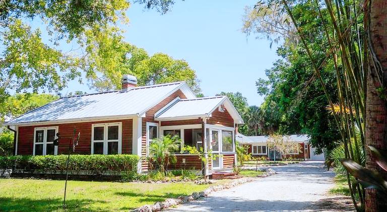 Nice vacation home | Pets are welcome in Sarasota, FL
