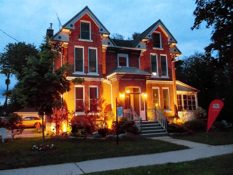 Bed and breakfast  Gananoque