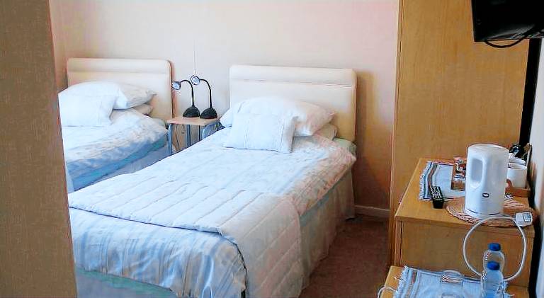 Tremains Guest House in Bridgend