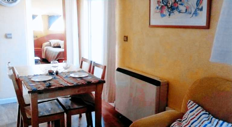 Rental apartment with 2 rooms for 4 persons — photo 4