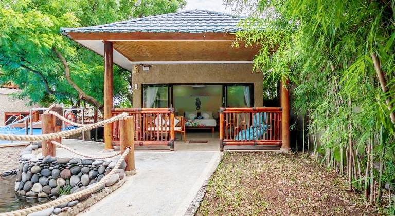 Lunar Dive Resort: Bamboo Villas — photo 2