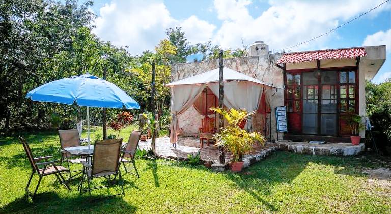 Beautiful lodge with terrace, pool & garden | Pet-friendly — photo 3
