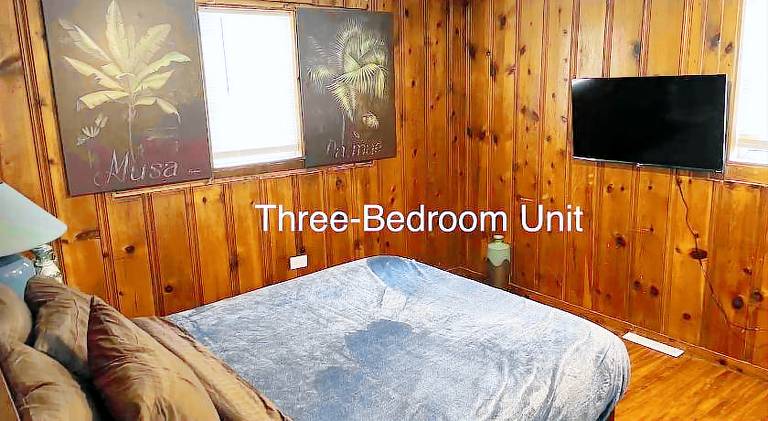 Rental apartment with patio & jacuzzi — photo 4