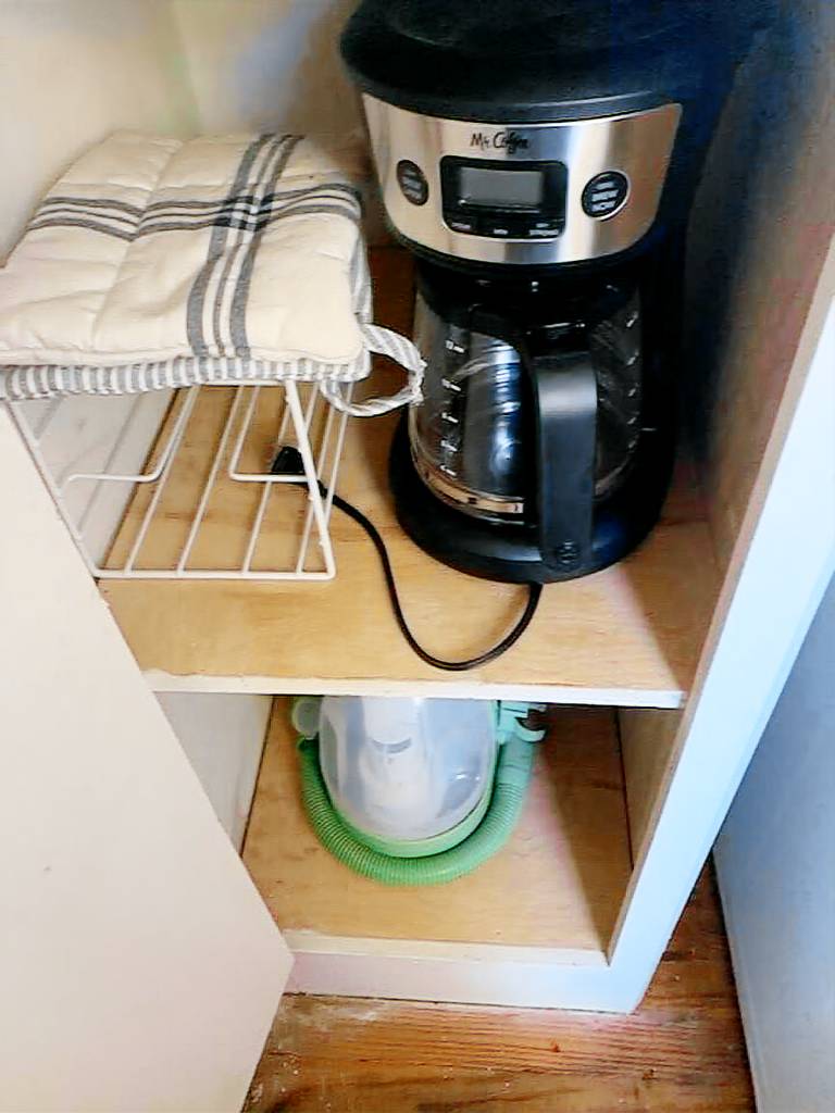 Apartment with yard — photo 5
