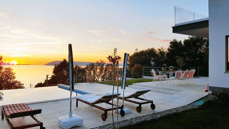 Villa with jacuzzi & pool | Perfect for remote work — photo 5