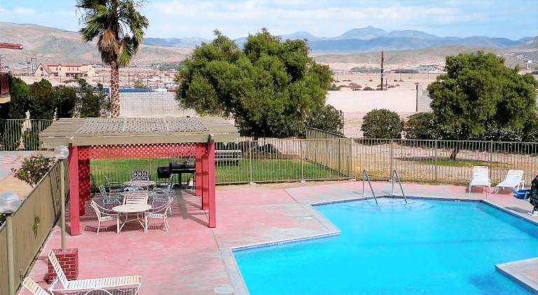 California Inn Barstow — photo 2