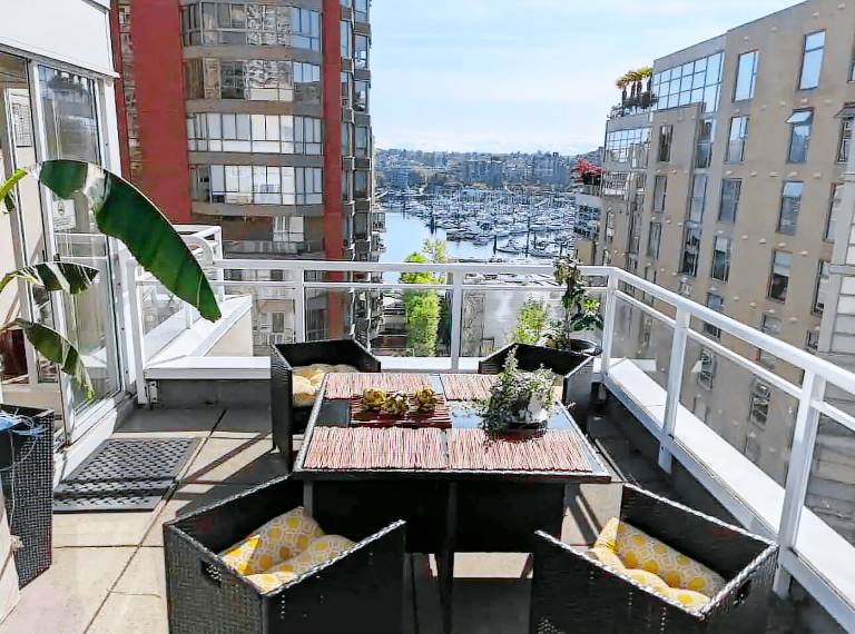 Condo Kitsilano