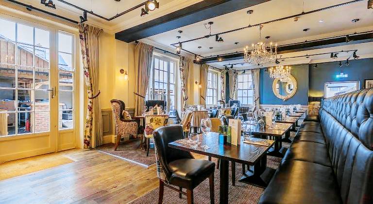 The Golden Fleece Hotel, Thirsk, North Yorkshire - The Coaching Inn Group — photo 2