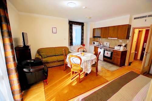 Apartman Lócs