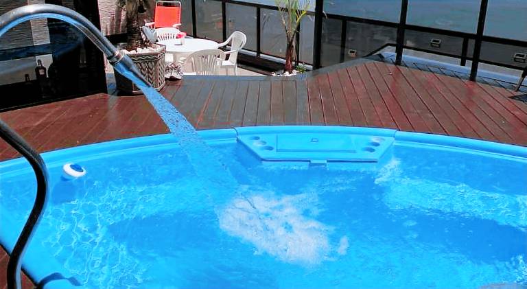 Holiday apartment with pool — photo 3