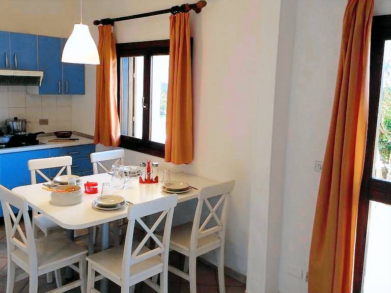 Family-oriented beautiful apartment with pool & terrace | Close to the beach | Pets are welcome — photo 5