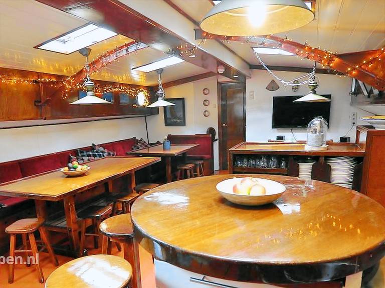 AMS 2184 DG VOF Chateau Roux Scheepscharter