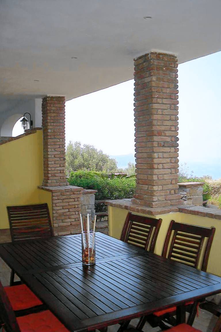 In Cilento, Caprioli, mit Grill und Garten — photo 4