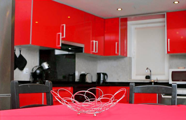 Fully equipped charming rental apartment with garden, barbecue & patio | Beach nearby | Dogs allowed — photo 4