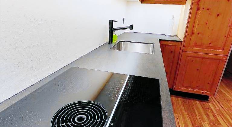 Rental apartment with patio & yard | Pets allowed — photo 4