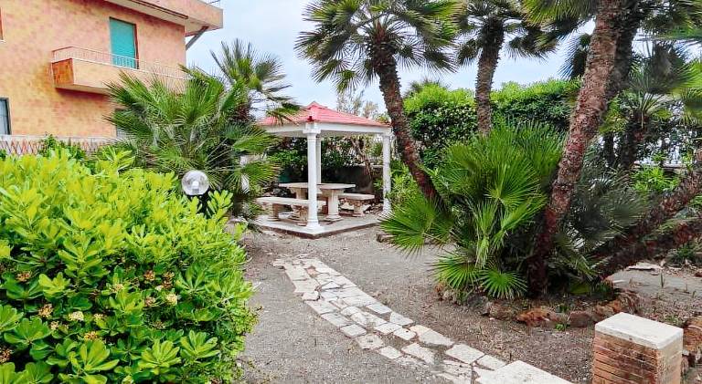Holiday apartment with 1 room for 4 persons — photo 5