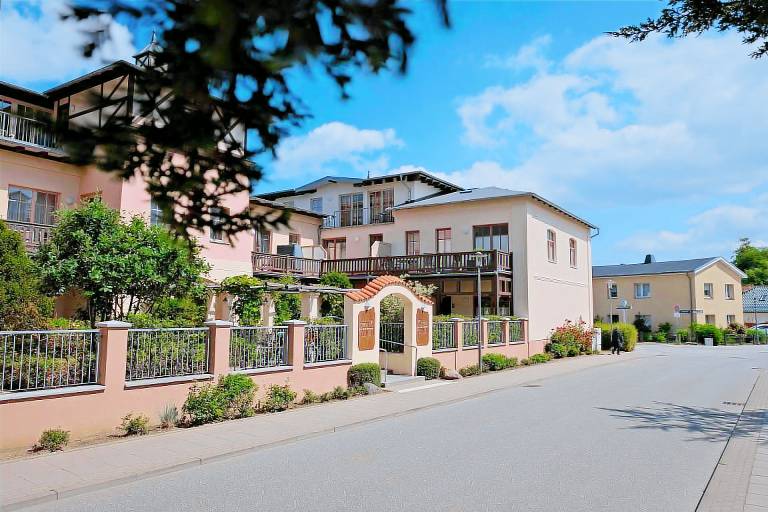 Apartment with patio in Kuehlungsborn