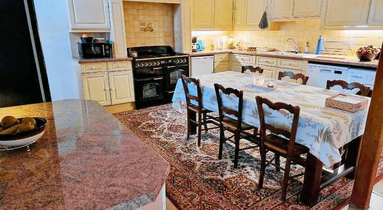 House with 2 rooms for 6 persons — photo 3