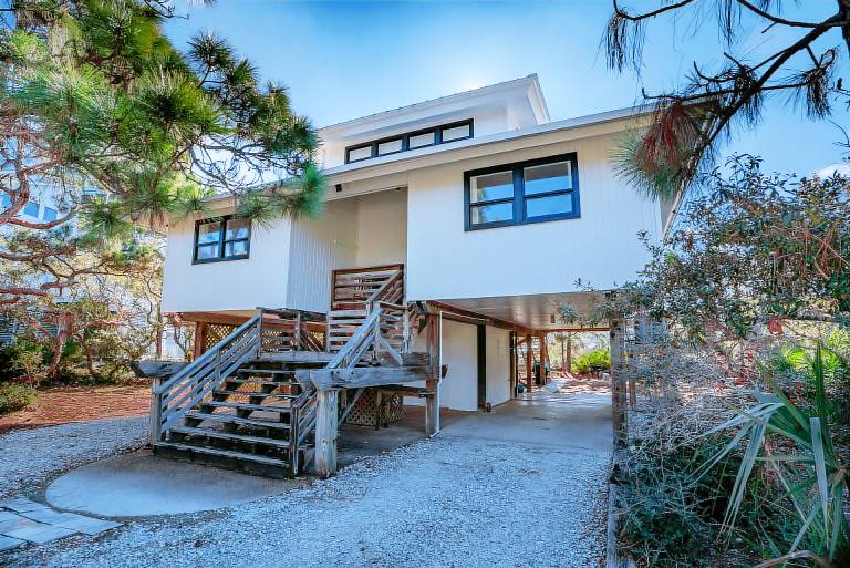 House Saint George Island