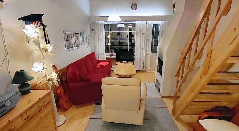 Vacation home with sauna, yard & patio — photo 4