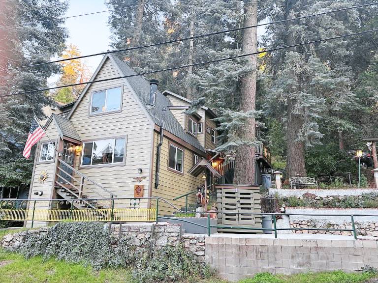 Cabin  Lake Gregory