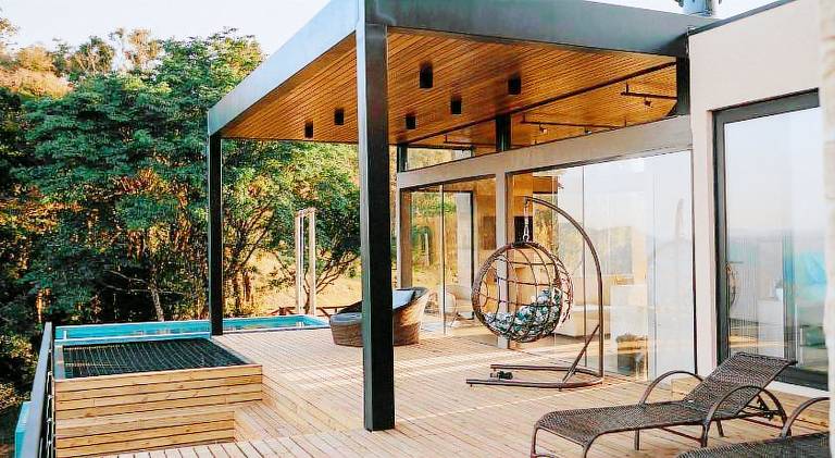 Lovely lodge with garden, jacuzzi & private pool | Suitable for remote work | Pet-friendly — photo 5