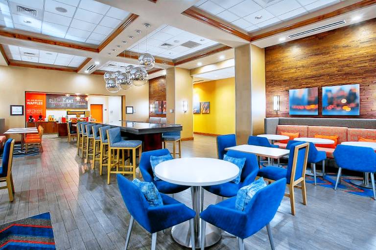 Hampton Inn & Suites Columbia Southeast Ft. Jackson — photo 5