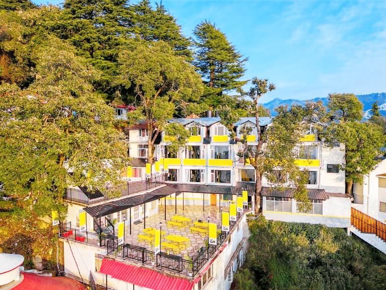 The Hosteller Dalhousie, Mall Road — photo 2