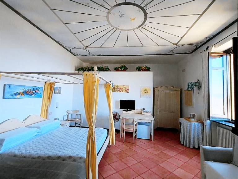 Casale Salerno