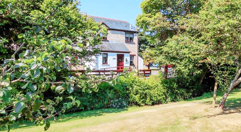 Vacation home with 2 rooms for 4 persons in Falmouth