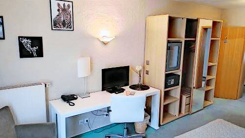 Seehof Hotel am Aartalsee in Giessen