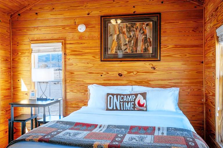 Cabin Emigrant