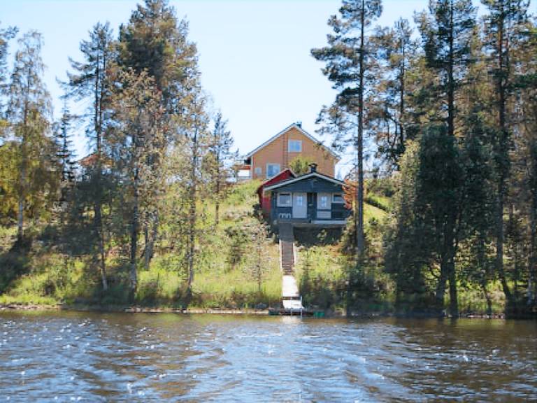 Vacation home with hot tub & sauna — photo 5