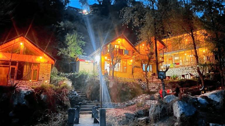 Vacation home with terrace in Kullu
