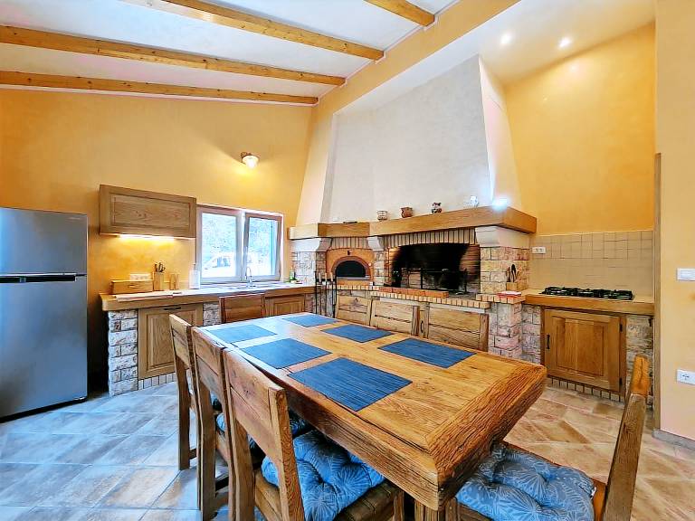 Vacation home with terrace & barbecue — photo 4