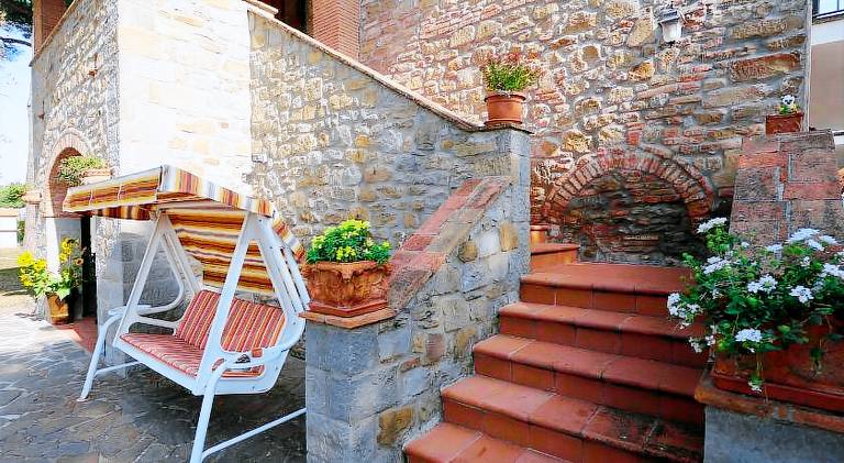 Farm with yard, barbeque & pool in Castiglione del Lago
