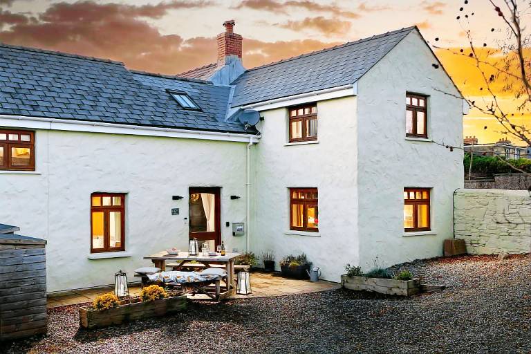 Cottage  Cosheston