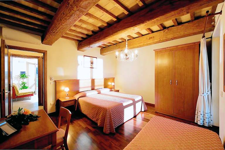Fully equipped wonderful villa with pool & garden | Nature view | Pets allowed — photo 4
