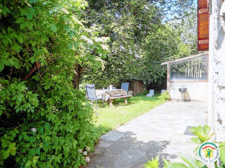Gite with terrace, garden & barbeque — photo 3