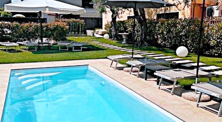 Le Logge del Garda in Gardone Riviera