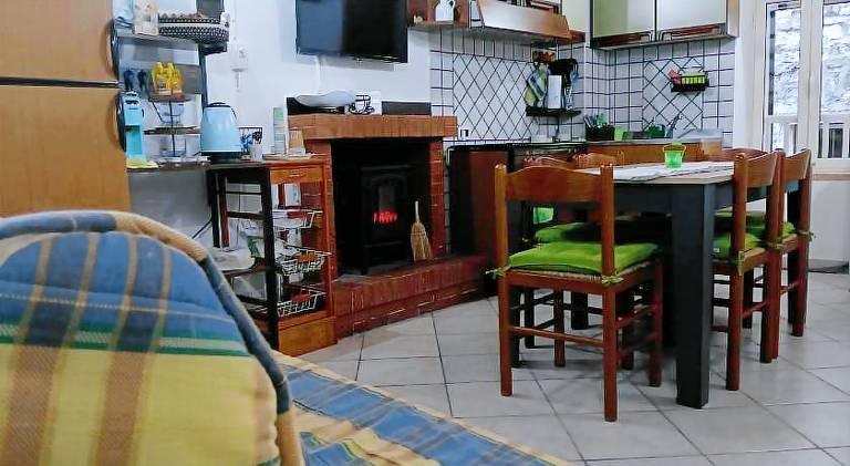 Vacation home with 2 rooms for 6 persons in Latina