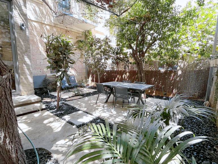 House  Jerusalem
